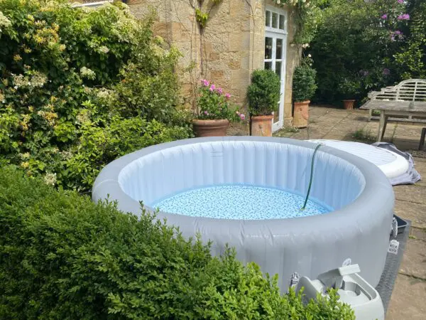 8 Seater Hot Tub Hire Tuesday To Wednesday Hire - Image 3